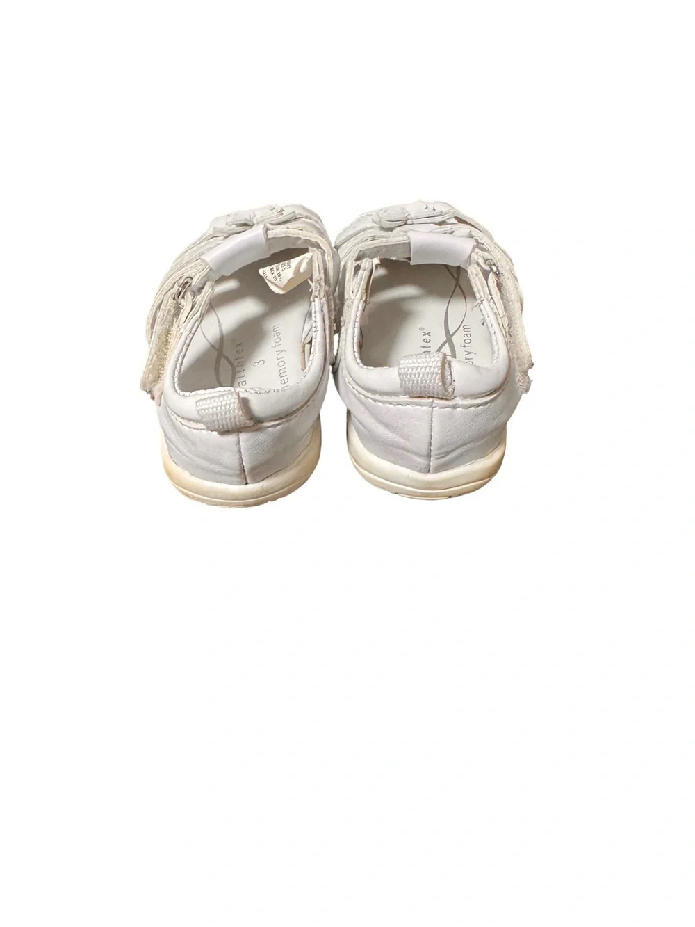 healthtex White Baby Walker Sandal with Butterfly Appliques Size 3